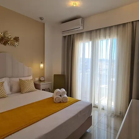 Elite Hotel *